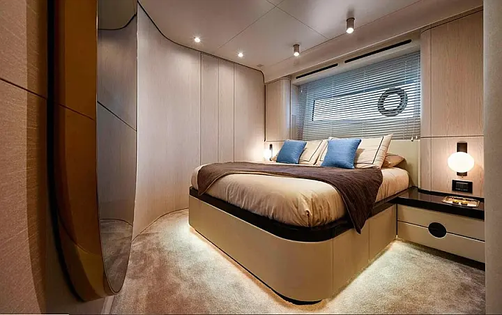 Azimut 78 Fly - 