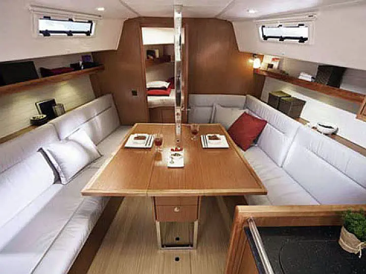 Bavaria 32 Cruiser - 