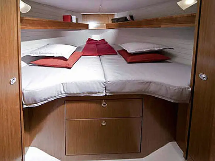 Bavaria 32 Cruiser - 