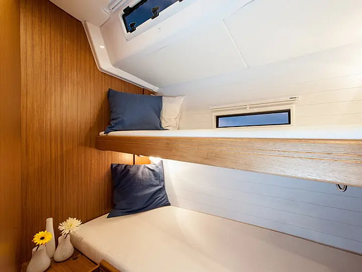 Bavaria Cruiser 56 - 