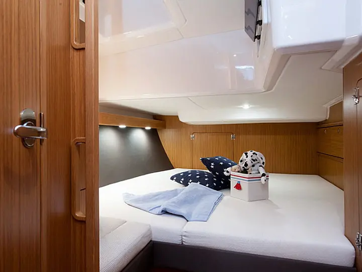 Bavaria Cruiser 56 - 