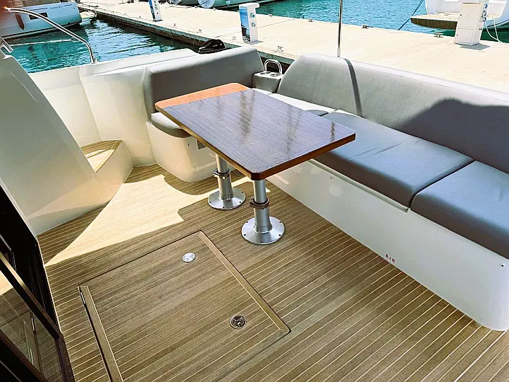 Prestige 420 S - 