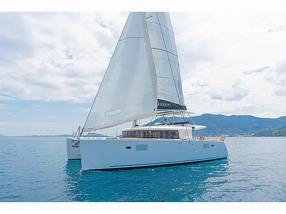 Lagoon 450 Fly A/C & GEN