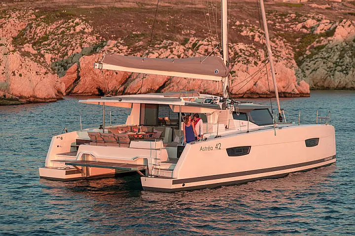 Astréa 42 - 