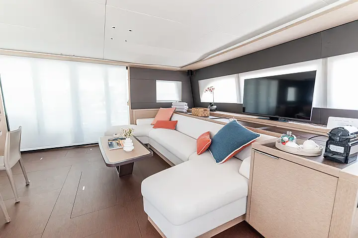 Lagoon Sixty 5 - 