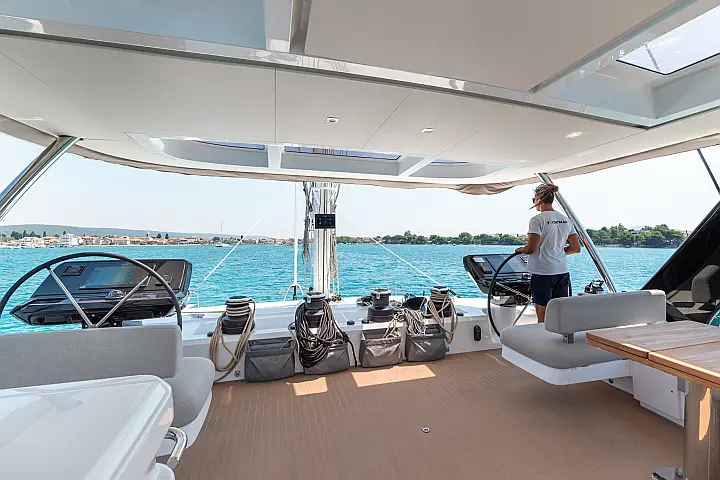 Lagoon Sixty 5 - 