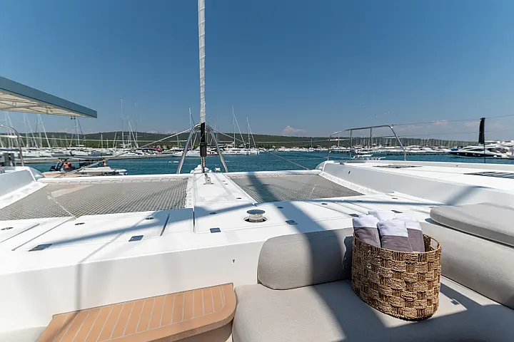 Lagoon Sixty 5 - 