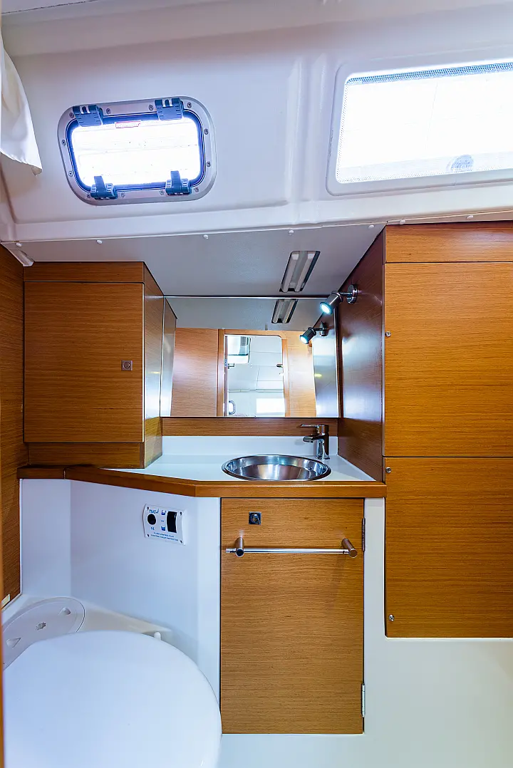 Jeanneau Sun Odyssey 379 - 