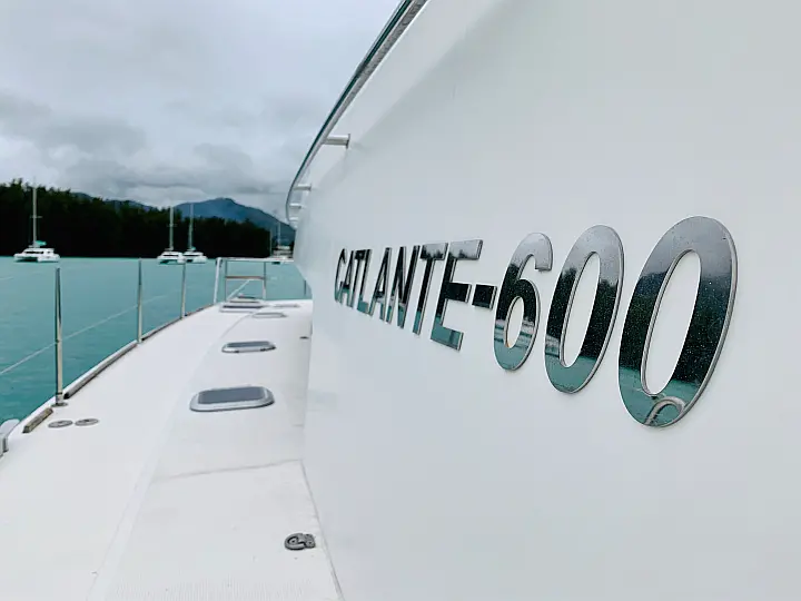 Catlante 600 - Outside Portside