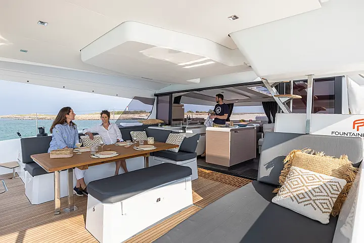 Aura 51 - 