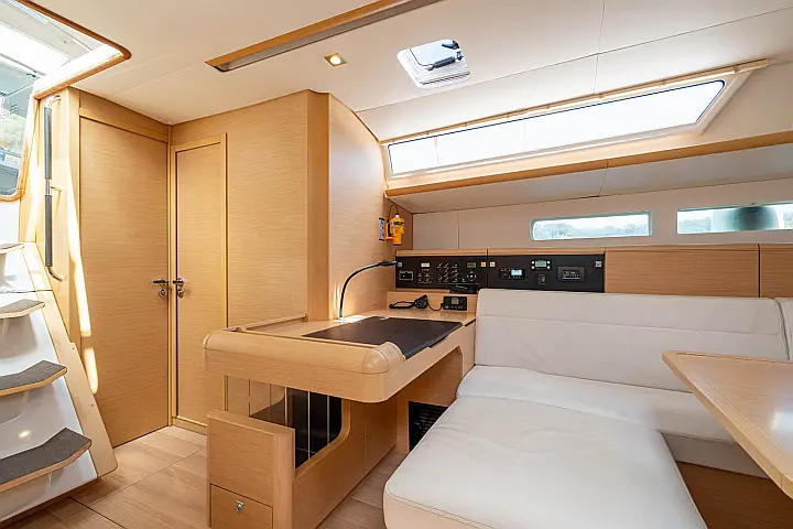 Sun Odyssey 519 - 