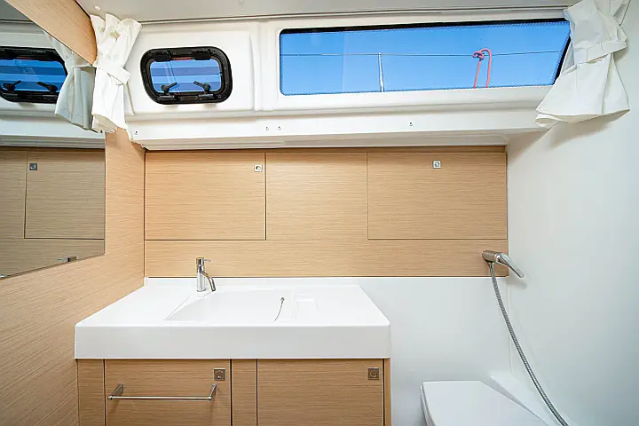 Sun Odyssey 519 - 