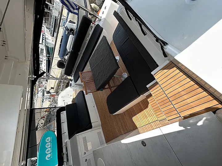 Lagoon 46 (LUXURY Equipped, SKIPPERED only) - 