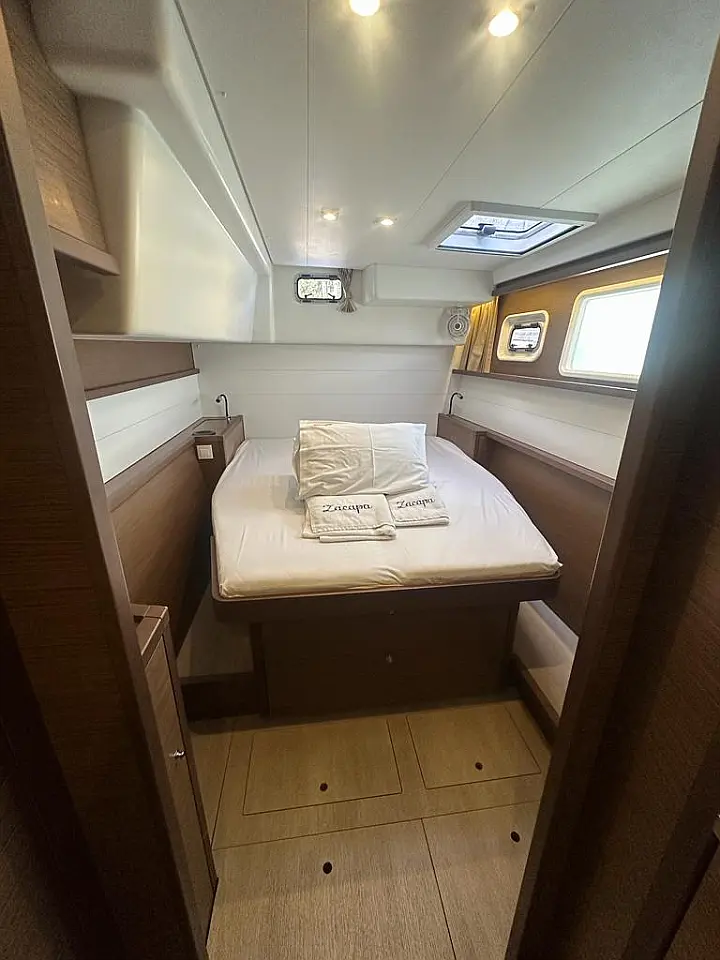 Lagoon 450  Flybridge - 