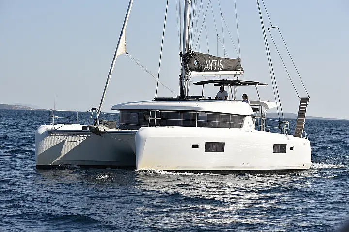 Lagoon 42 - 