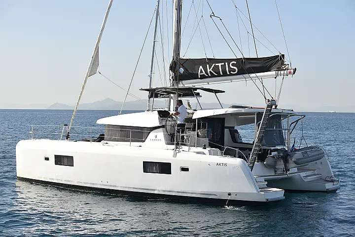 Lagoon 42 - 