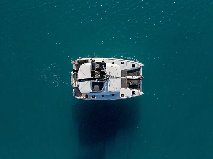 Lagoon 42 - 