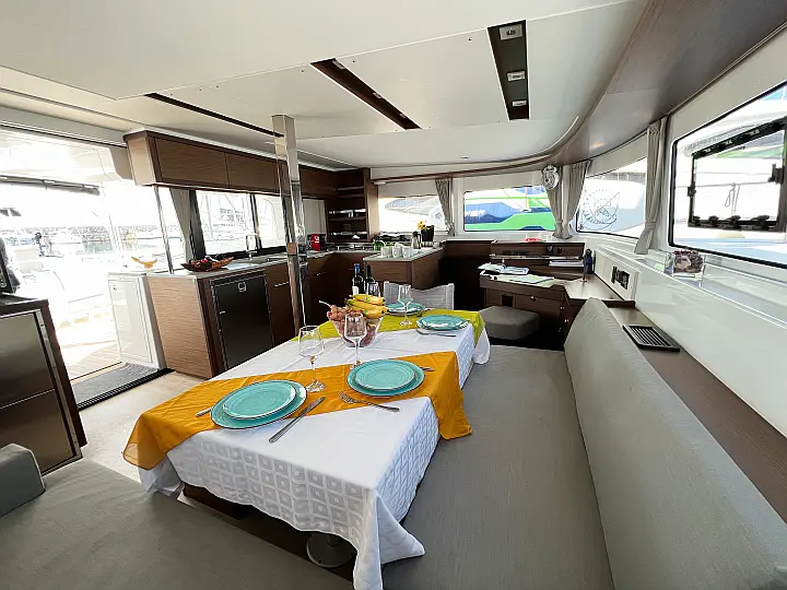 Lagoon 46 - 