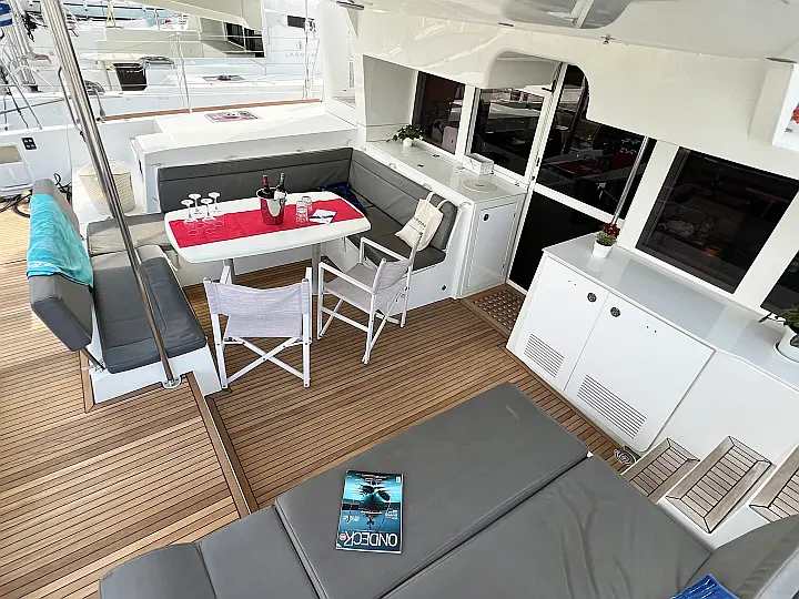 Lagoon 450 Fly - 