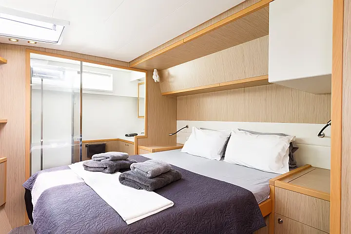 Lagoon 52 - 