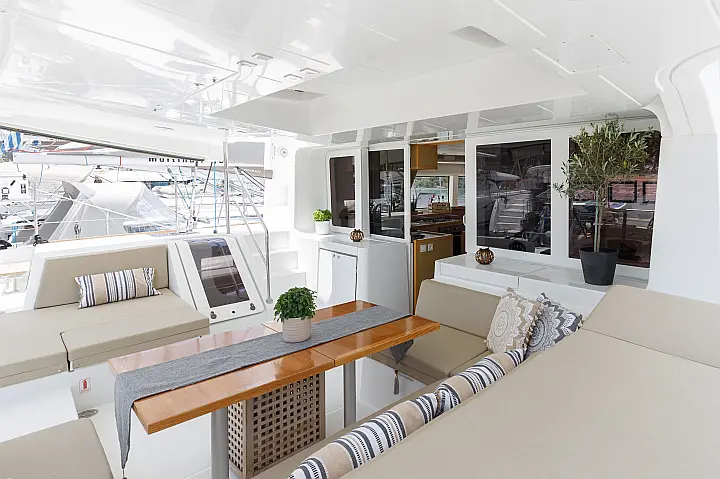 Lagoon 52 - 
