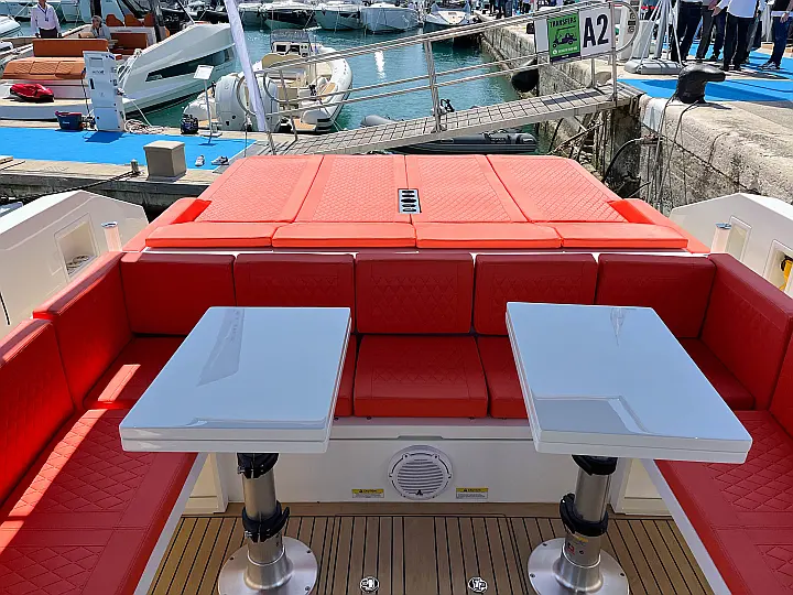 De Antonio D42 Open - 