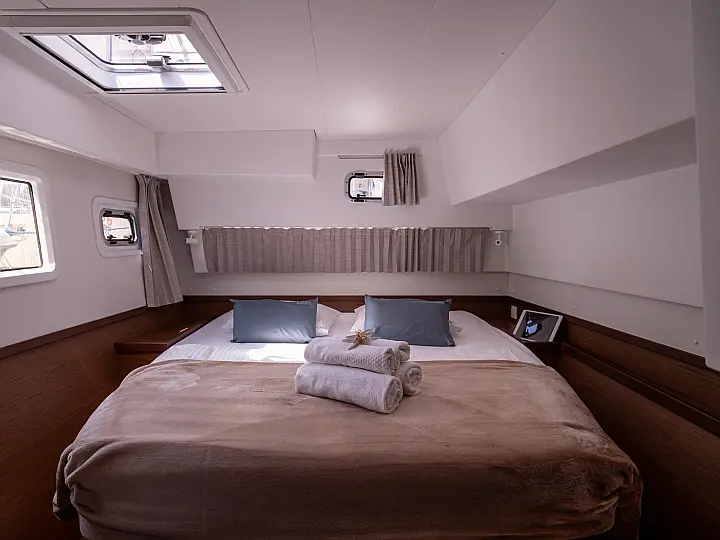 Lagoon 42 - 