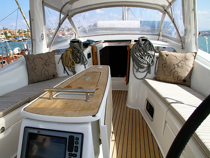 Beneteau Oceanis 50 - Images