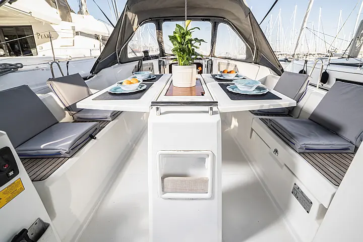 Oceanis 38.1 (3 cab.) - 
