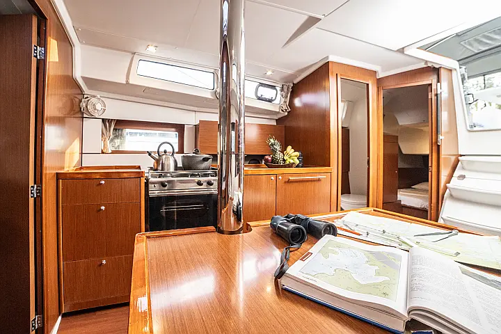Oceanis 38.1 (3 cab.) - 