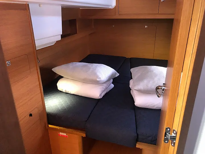 Dufour 530 Owner's version - 