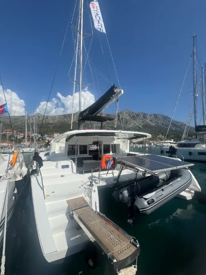 Lagoon 450 F (4 cab.) - 