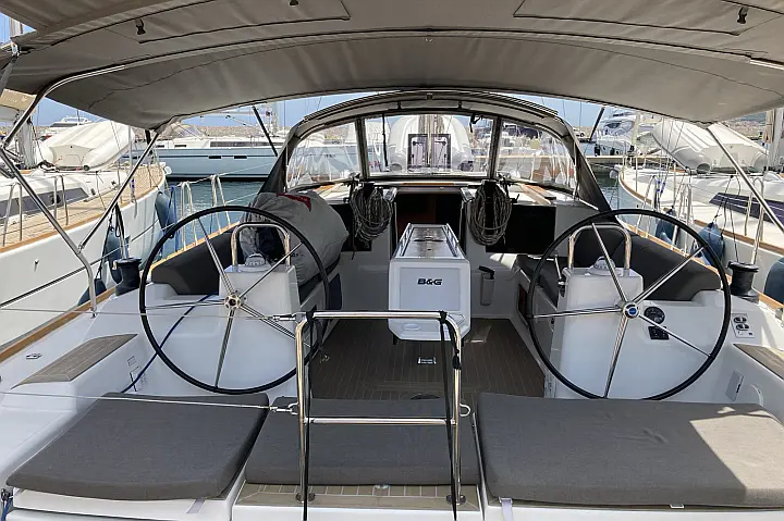 Dufour 460 Grand Large 5Cab - 