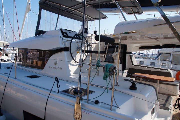 Lagoon 42 (4 cab) - 