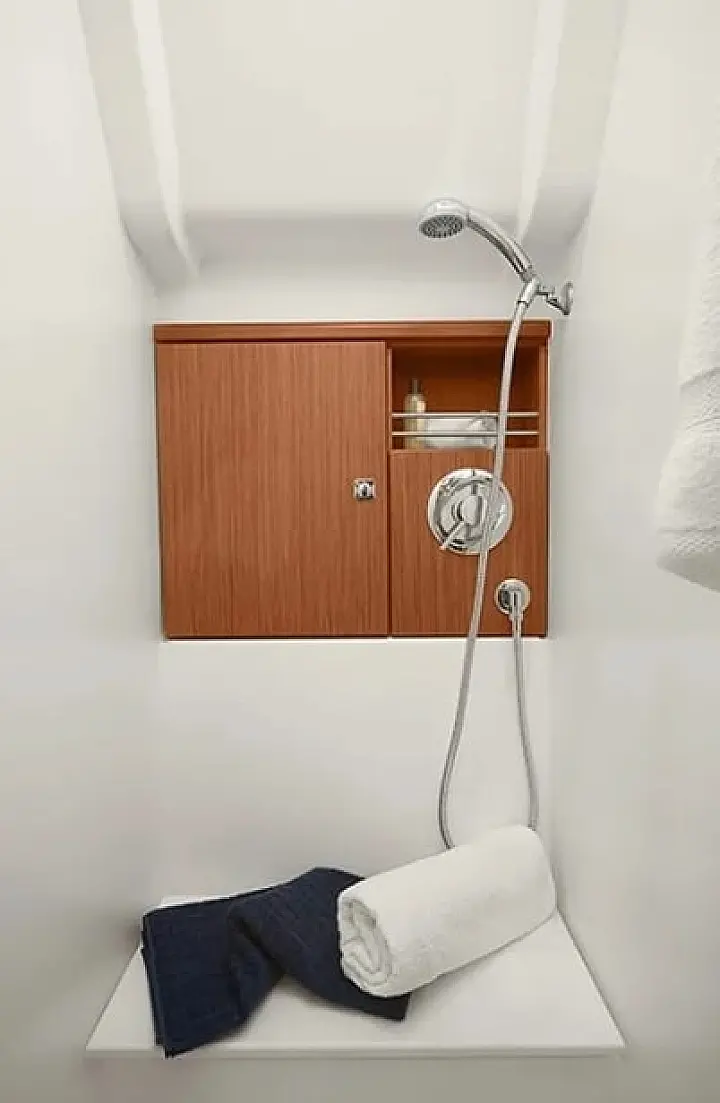 Bavaria Cruiser 51 (5 cab.) - 