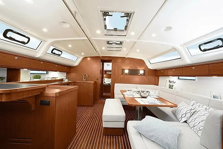 Bavaria Cruiser 51 (5 cab.) - 