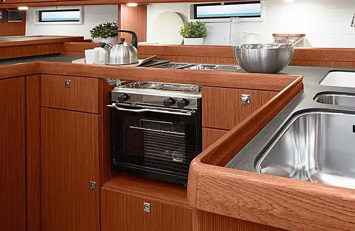 Bavaria Cruiser 51 (5 cab.) - 