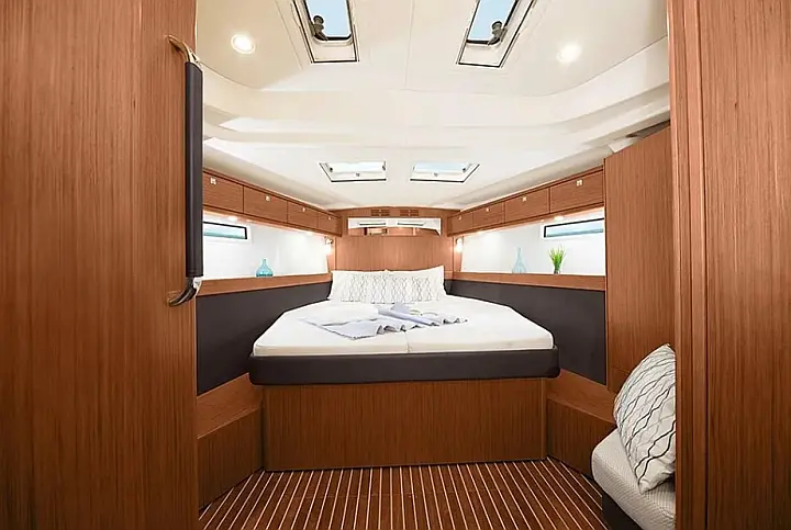 Bavaria Cruiser 51 (5 cab.) - 