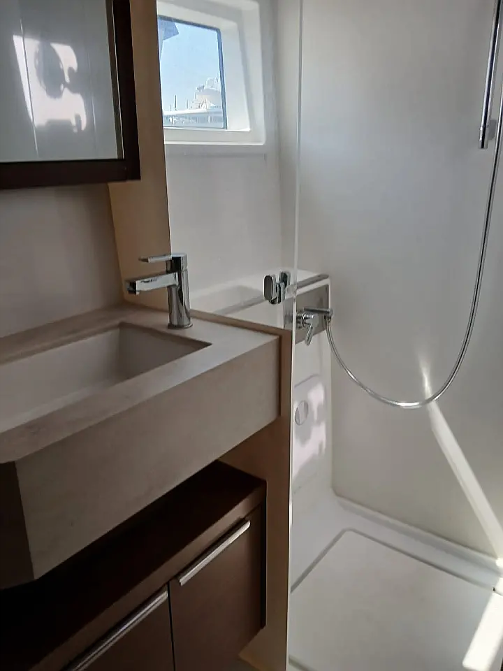 Lagoon 46  - 