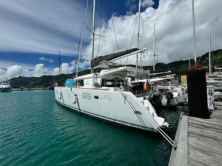 Lagoon 450F - 