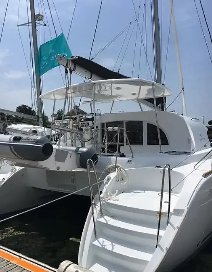 Lagoon 380 - 