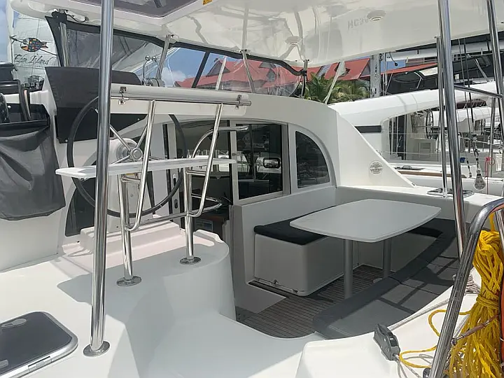 Lagoon 380 - 