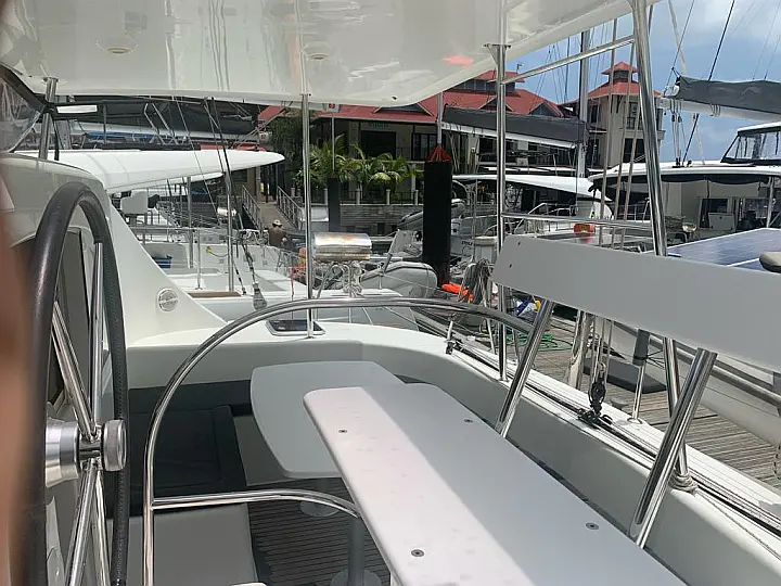 Lagoon 380 - 