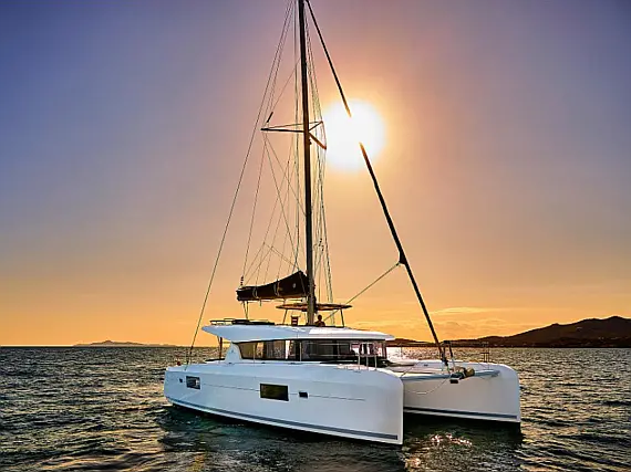 Lagoon 42