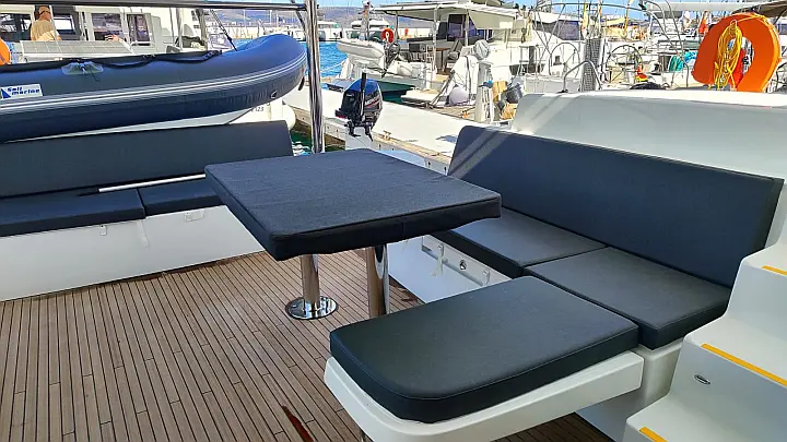 Lagoon 51 - 