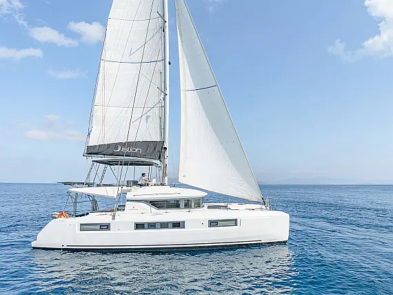 Lagoon 50 A/C & GEN & WM