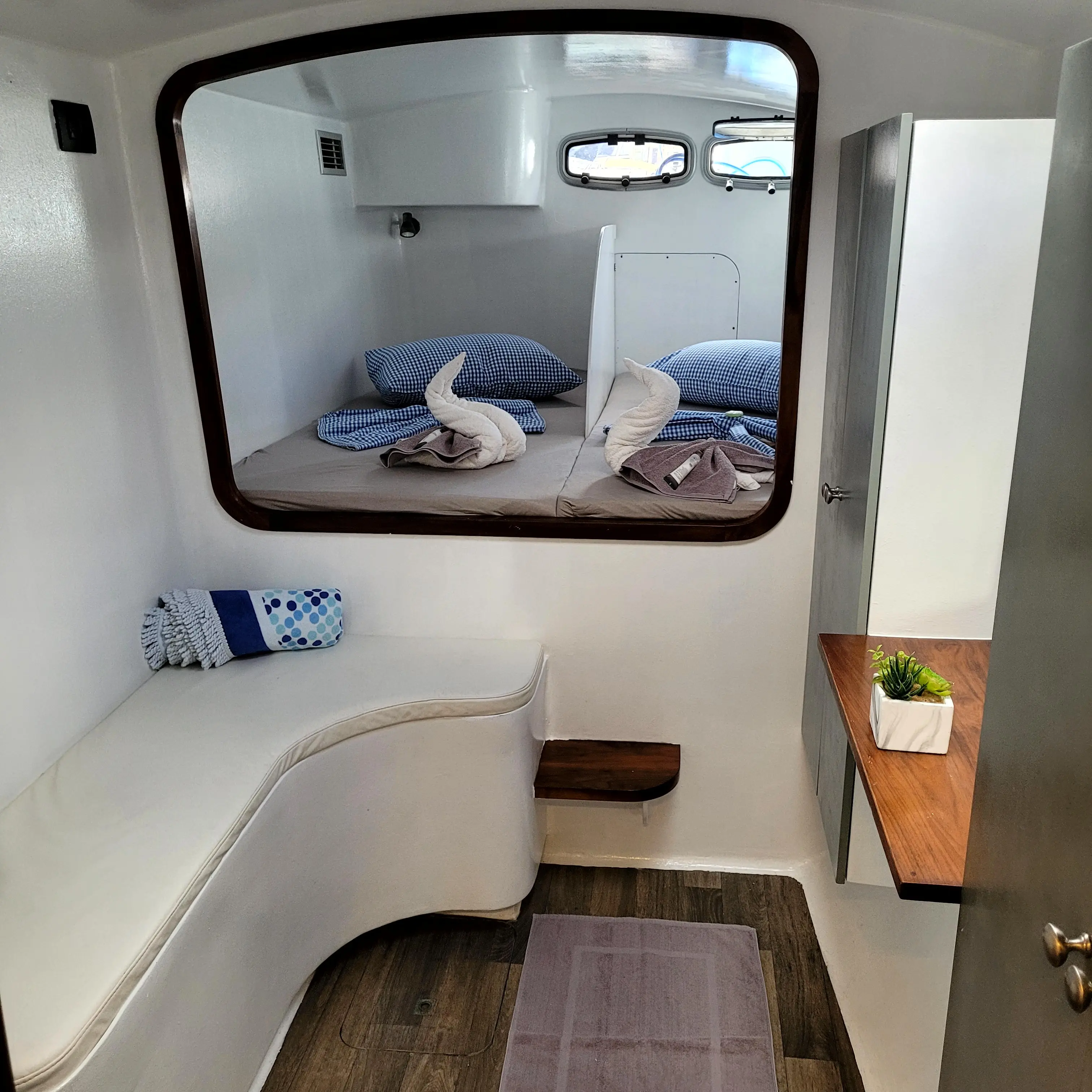 DH 550 - 