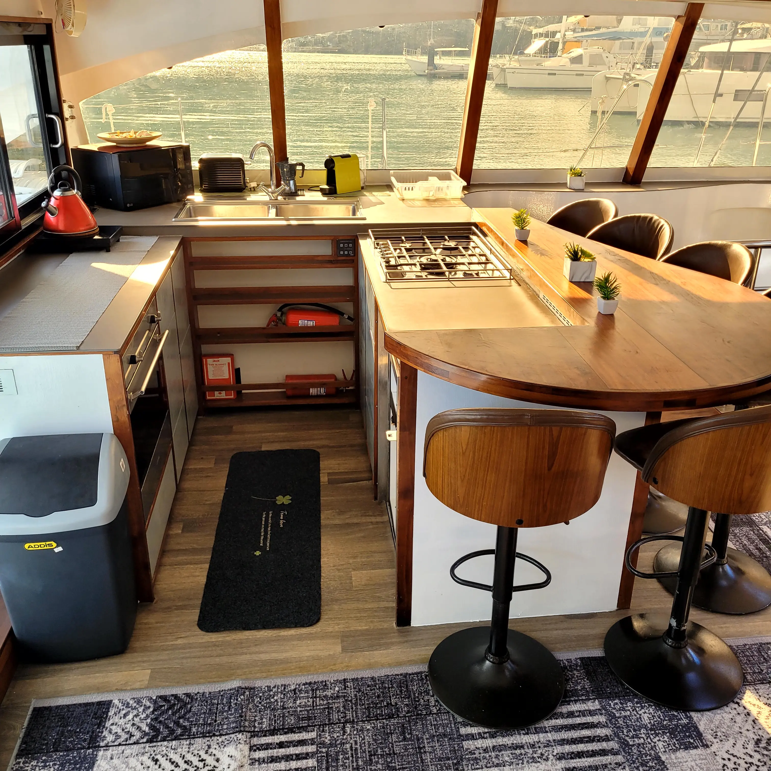 DH 550 - 