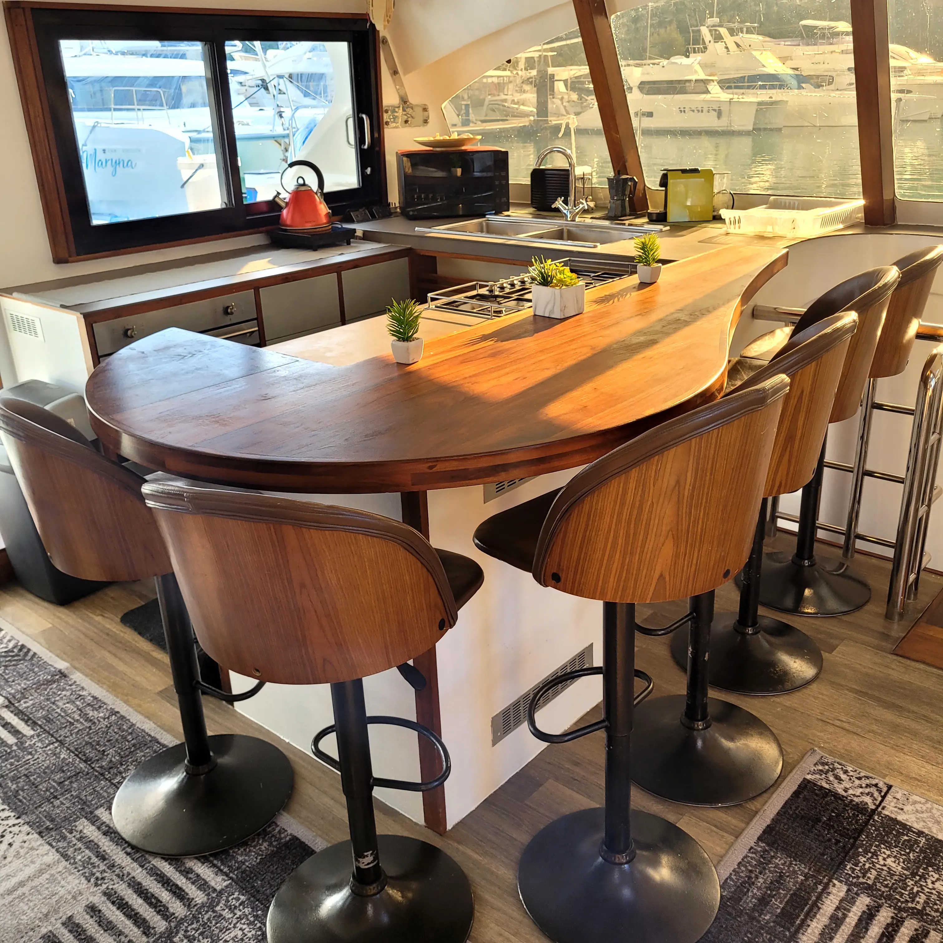 DH 550 - 