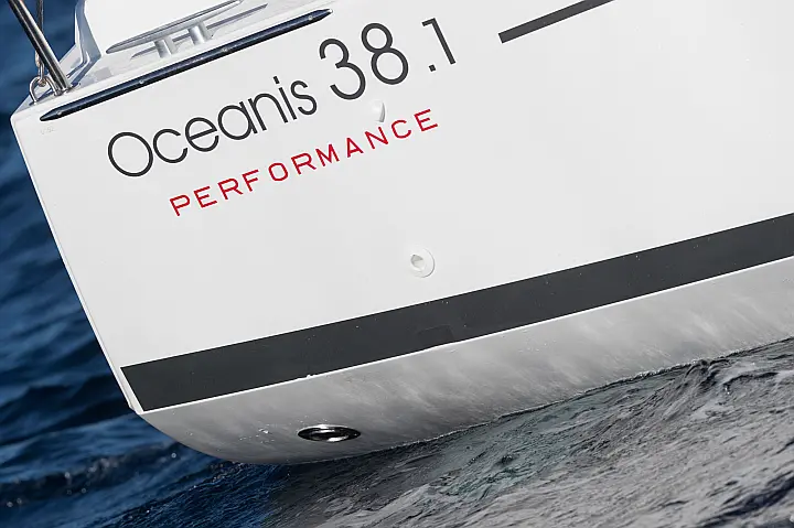 Oceanis 38.1 performance - 